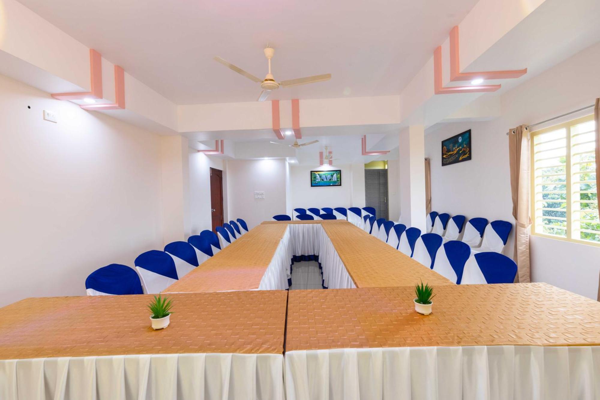 Treebo Airsuite Airport Hotel Kochi Екстериор снимка