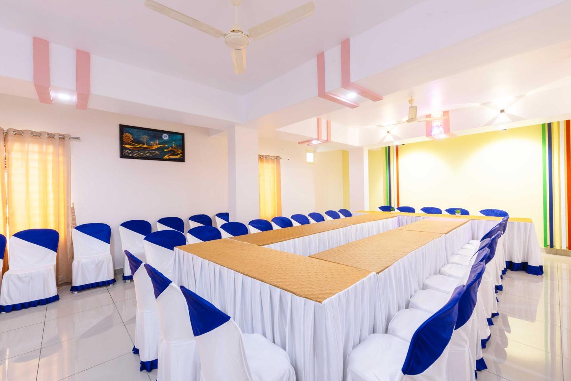 Treebo Airsuite Airport Hotel Kochi Екстериор снимка